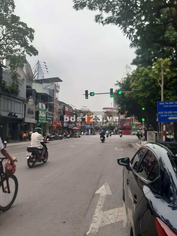 Mặt Phố, Kinh Doanh, Nguyễn Khuyến, diện tích sử dụng 80m2 mặt tiền 4.6m, Quận Đống Đa
