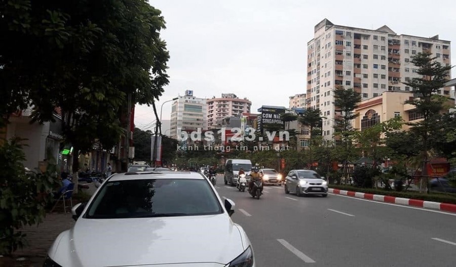 6 tầng thang máy mặt phố mới koong kinh doanh đỉnh giá đẹp nhất phố Nguyễn Sơn, dt 50m2
