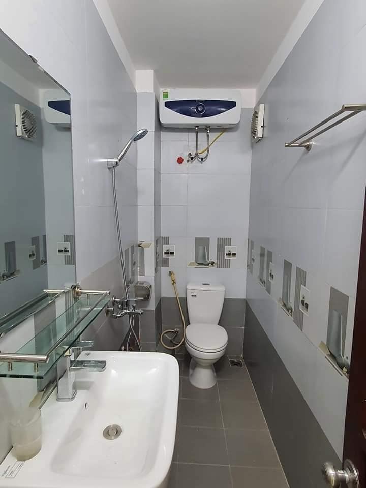 Bán nhà mặt phố VIP Thái Hà dt 65m2, 5 tầng, mt 4.5m giá bán 37 tỷ kinh doanh đỉnh, vỉa hè 7m