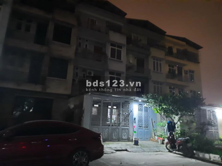 Bán nhà Lê Trọng Tấn, Hà Đông, dt 44m2, 4 tầng, phân lô, ô tô tránh, cạnh Park City