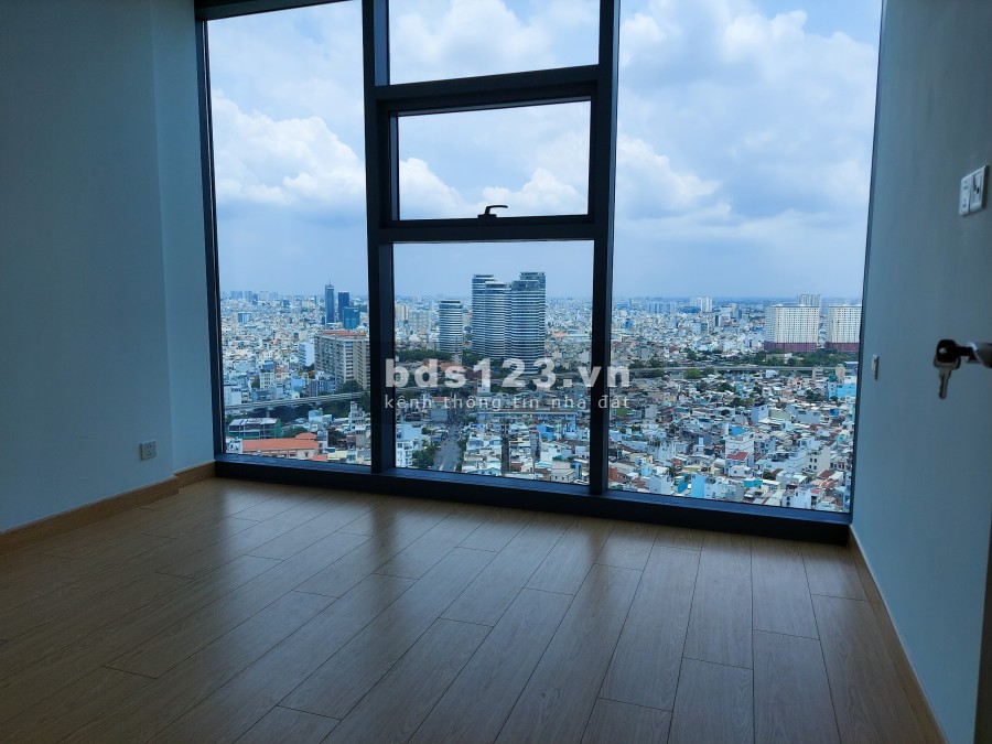Bán GẤP căn hộ Sunwah Pearl, giá 4.4 tỷ, lầu trung. Liên hệ ngay 0938155227