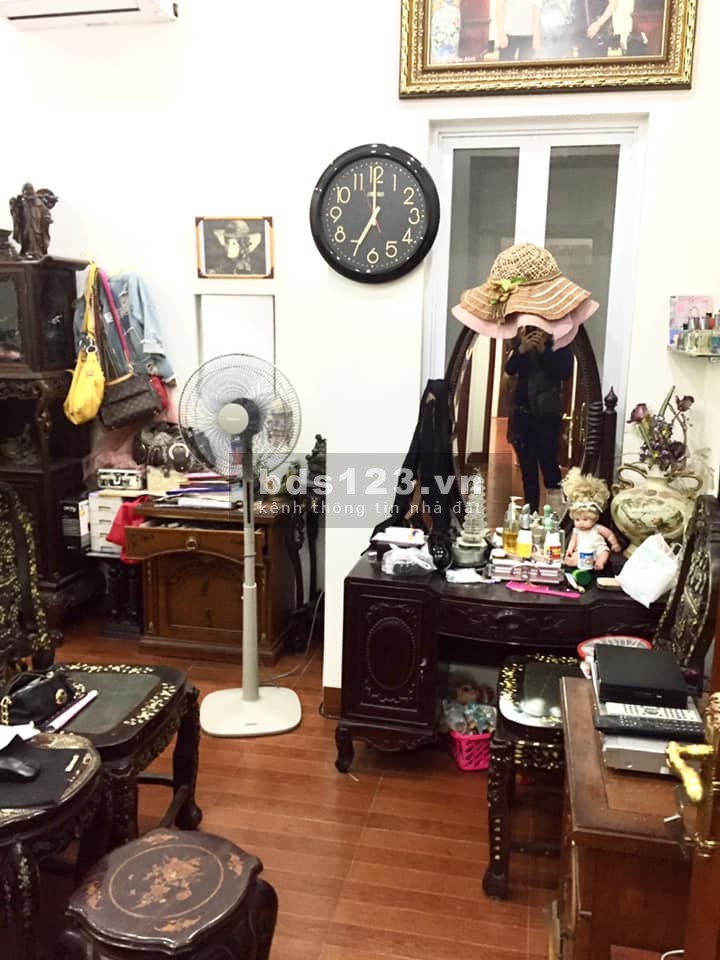 Chính chủ bán nhà nguyên căn liền kề Dương Nội Hà Đông 50m vỉa hè rộng sổ đỏ chính chủ
