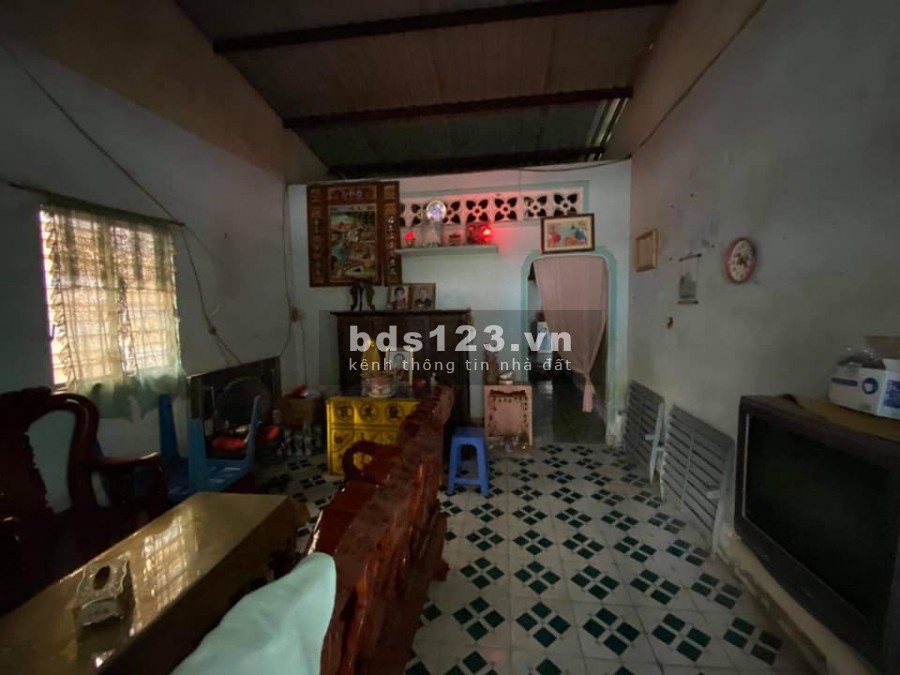 Chính Chủ Bán Gấp Nhà Hóc Môn 220m2 Mặt Tiền 8m Đường Ấp Đình 2 Giá 10,2 Tỷ