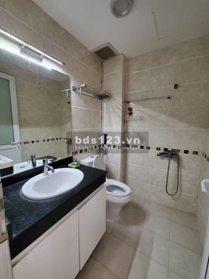 Bán nhà Nguyễn Văn Huyên mặt tiền Vip kinh doanh đỉnh diện tích sử dụng 65m2, giá 13.8 tỷ