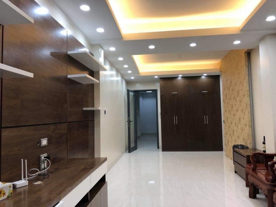 Kinh doanh, thang máy, ô tô tránh, phố Nhân Hòa, Thanh Xuân, dt 61m2, 7 tầng, giá 18 tỷ