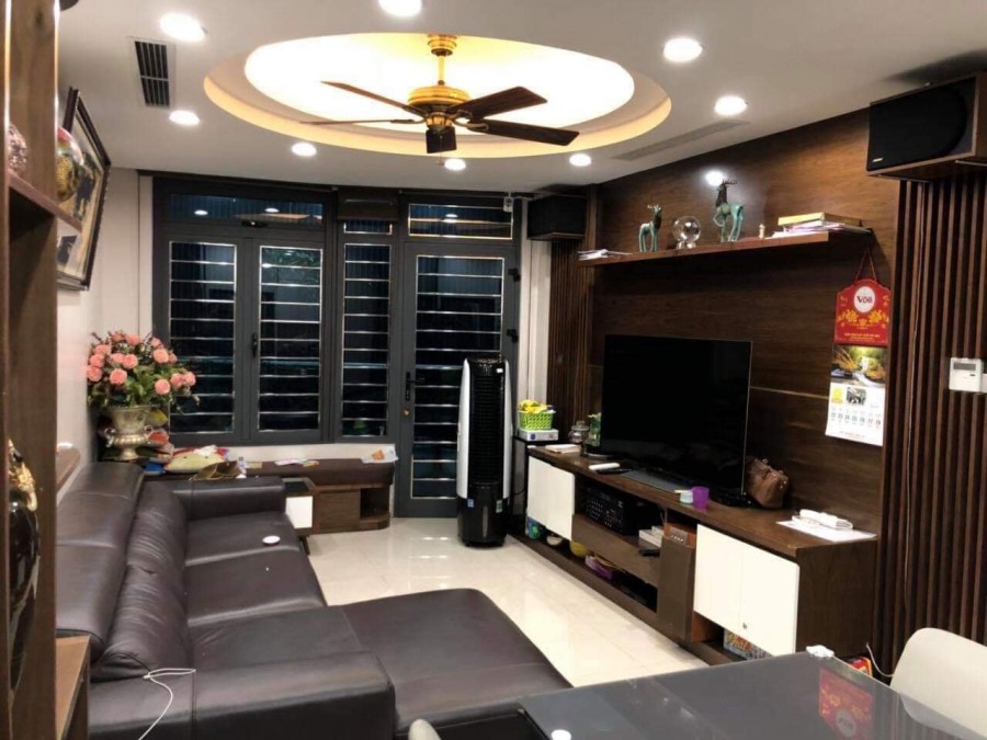 Kinh doanh, thang máy, ô tô tránh, phố Nhân Hòa, Thanh Xuân, dt 61m2, 7 tầng, giá 18 tỷ