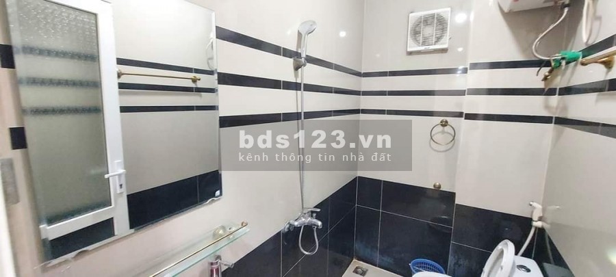 Bán nhà Minh Khai ngõ ô tô gần phố nhà đẹp, đúc kiên cố 5 tầng, pháp lí chuẩn, mt 5.5m