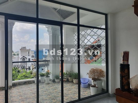 Bán nhà Tân Bình giá rẻ | Nhà đẹp vị trí tốt, tặng kèm 230m2 giá chỉ 5.8 tỷ