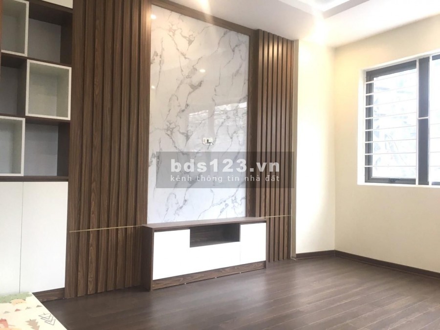Bán nhà riêng Đường Phương Canh, Nam Từ Liêm còn mới, ngõ ô tô 4 tầng mt 4,5m, giá nhỉnh 2 tỷ
