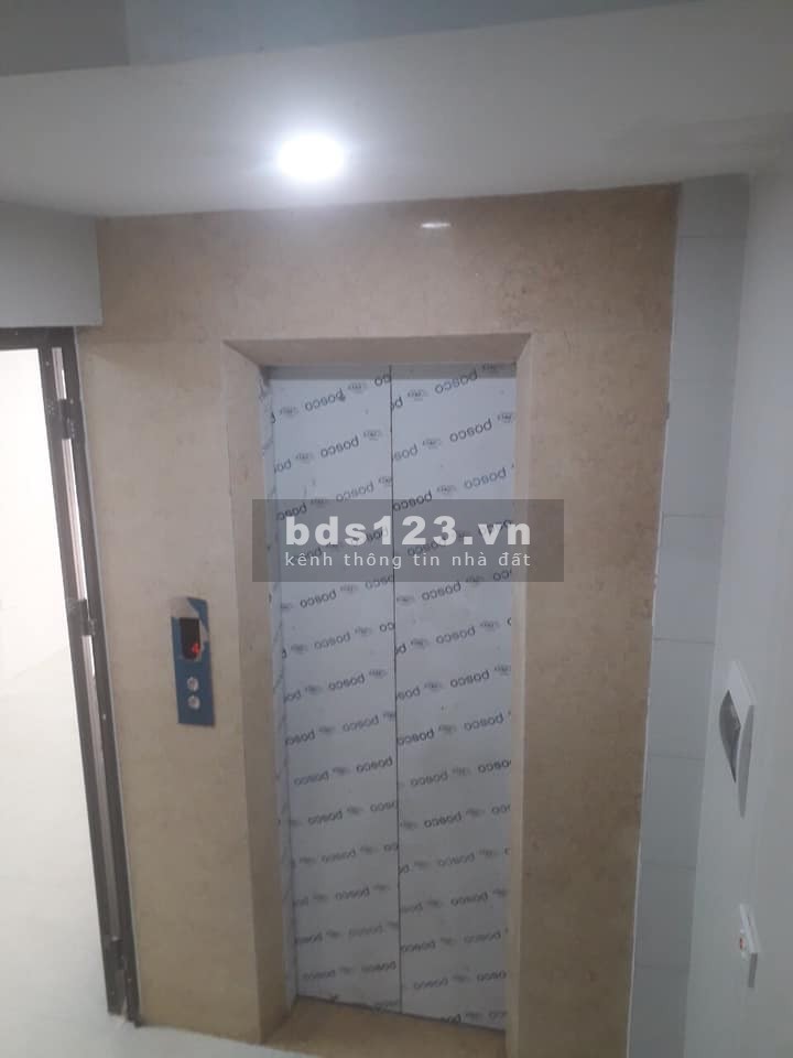 Đàm Quang Trung, Long Biên, mặt phố ngay góc văn phong kinh doanh, dt 80m2, 6 tầng, mt 4m