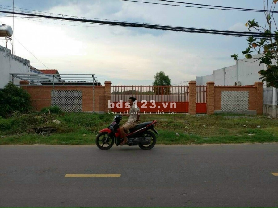 Cần bán mặt tiền Tỉnh Lộ 7 xã An Nhơn Tây vị trí đẹp dân cư đông mặt tiền rộng