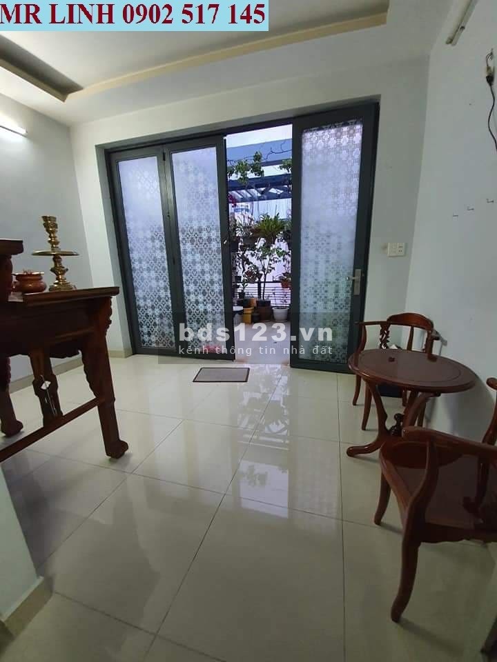 Bán nhà riêng HXH Lý Thánh Tông, Tân Phú, diện tích sử dụng 55m2, 3 tầng giá rẻ mùa dịch