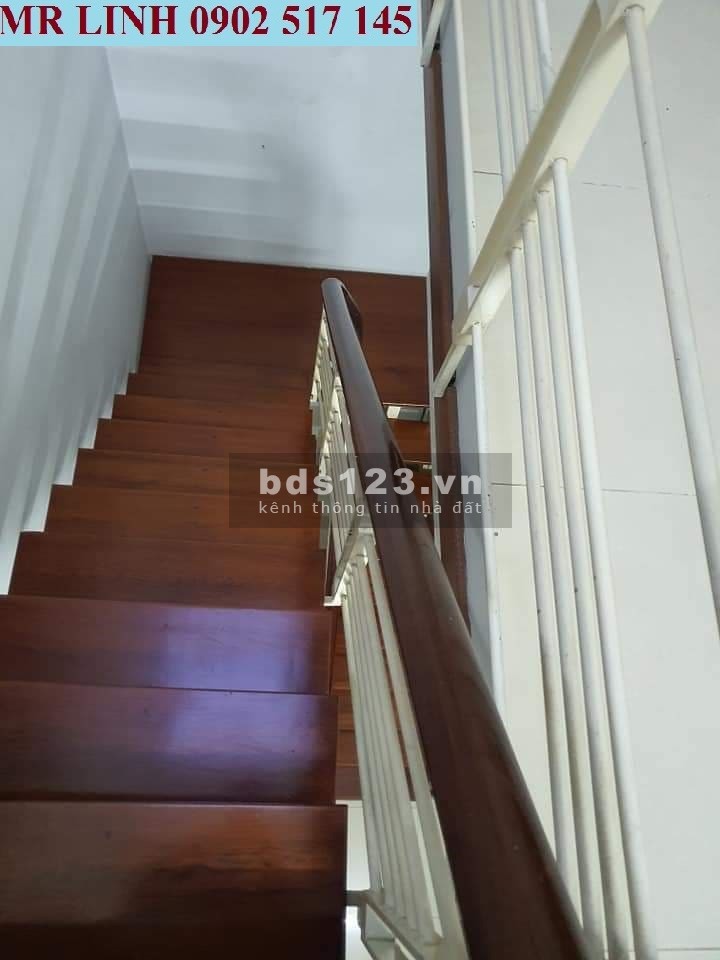 Bán nhà riêng HXH Lý Thánh Tông, Tân Phú, diện tích sử dụng 55m2, 3 tầng giá rẻ mùa dịch