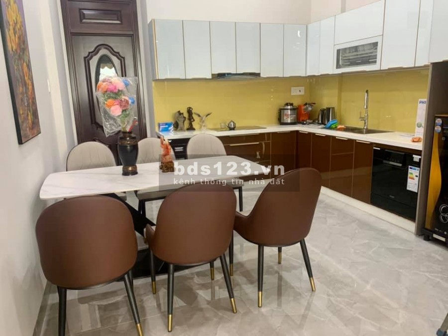Bán Nhà Đường Tân Sơn Nhì, Tân Phú diện tích 54m2 hạ chào 700 triệu, LH 0896721788