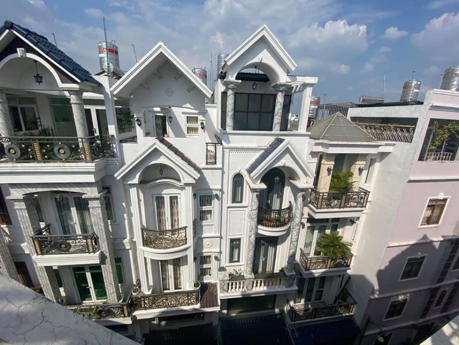 Bán nhà nguyên căn Lê Đức Thọ, hẻm xe hơi 2 xẹt diện tích 54m2, 5 tầng giá bán chỉ 6,2 yỷ