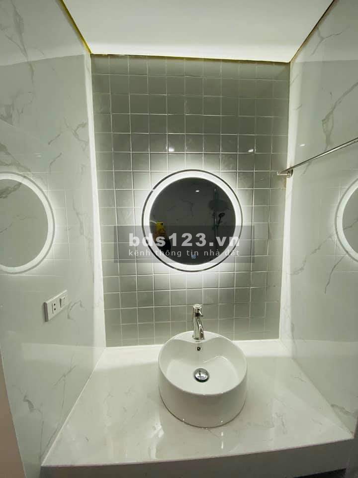 Bán nhà đẹp tuyệt vời phố Minh Khai, gần Times City đường ô tô dt 68m2, giá bán 5.95 tỷ