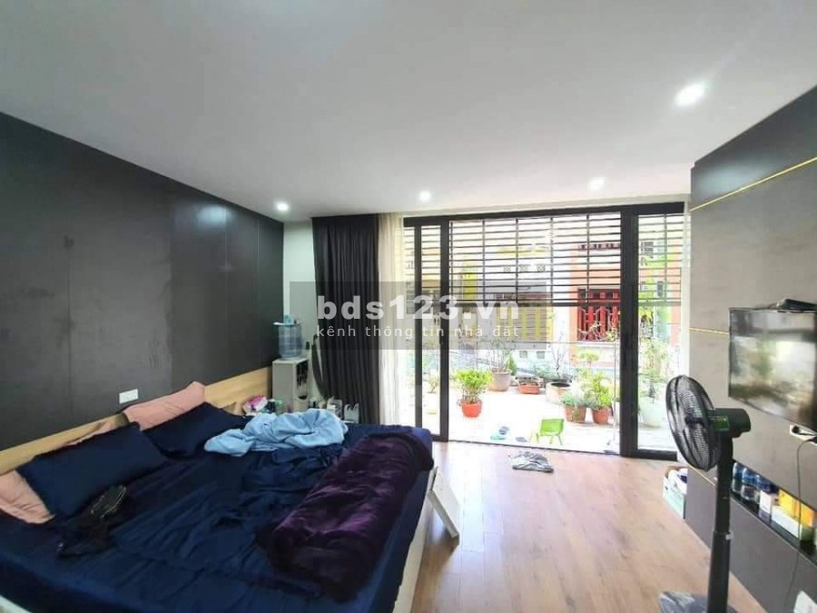 Bán nhà đẹp tuyệt vời phố Minh Khai, gần Times City đường ô tô dt 68m2, giá bán 5.95 tỷ