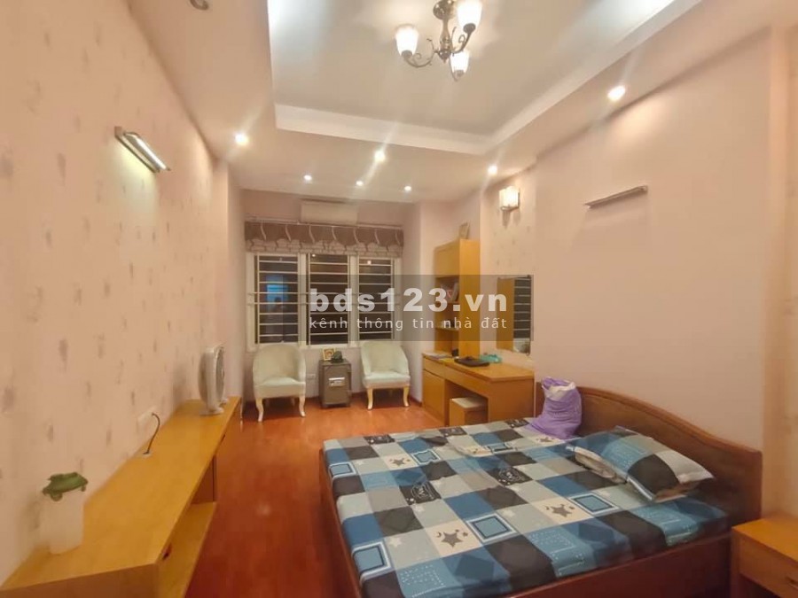 Bán nhà siêu hiếm Long Biên ô tô vào nhà kinh doanh, diện tích 45m2, 6 tầng đúc, giá 7.3 tỷ