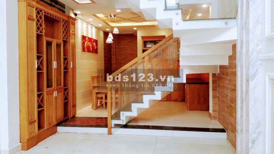 Bất Động Sản Cao Cấp Gò Vấp, dt 58m2, 5 tầng đúc, tặng nội thất nhập cao cấp hiếm có