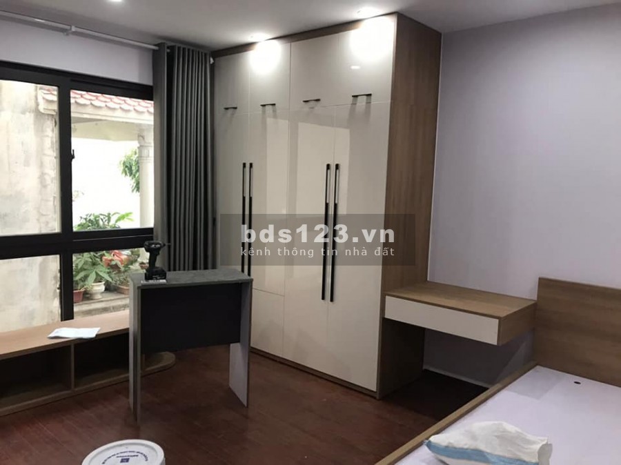 Chính chủ hạ chào 150 triệu bán nhanh nhà Phú Viên, 5 tầng, mt 6.5m, giá bán 3.1 tỷ, sổ sẵn