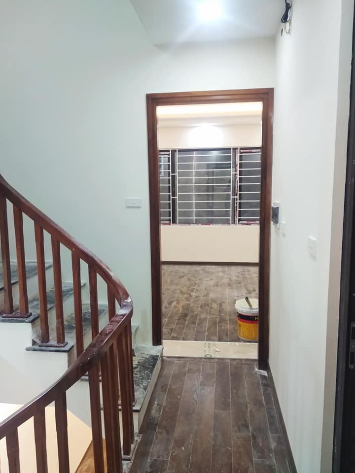 Bán nhà Giáp Nhất, Quận Thanh Xuân, diện tích 45m2, 5 tầng, nhà mới, giá chỉ 5,6 tỷ