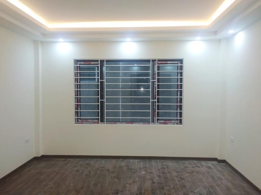 Bán nhà Giáp Nhất, Quận Thanh Xuân, diện tích 45m2, 5 tầng, nhà mới, giá chỉ 5,6 tỷ