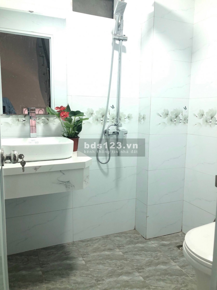 Hot nhà Minh Khai Bạch Mai Mai Động, gần Times City, dt 45m2, 3 phòng ngủ, chỉ 70 triệu/m2