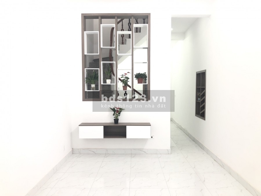 Hot nhà Minh Khai Bạch Mai Mai Động, gần Times City, dt 45m2, 3 phòng ngủ, chỉ 70 triệu/m2