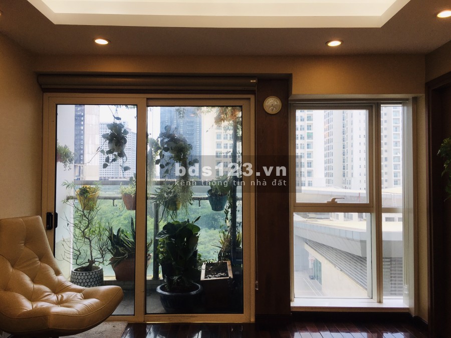 Căn hộ chung cư cao cấp diện tích sử dụng 155m2, 3PN toà nhà L2 Ciputra, kiến trúc đẹp