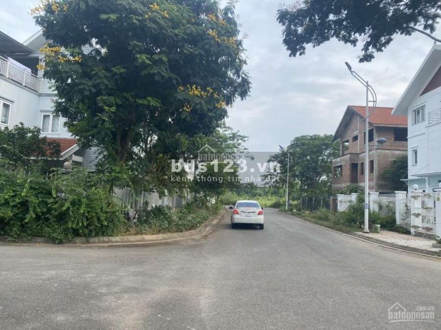 Bán BT góc 3.5 tầng, 215m2 tại đường Vĩnh Phúc, KĐT Quang Minh, Mê Linh. LH: 0973781843 Ánh