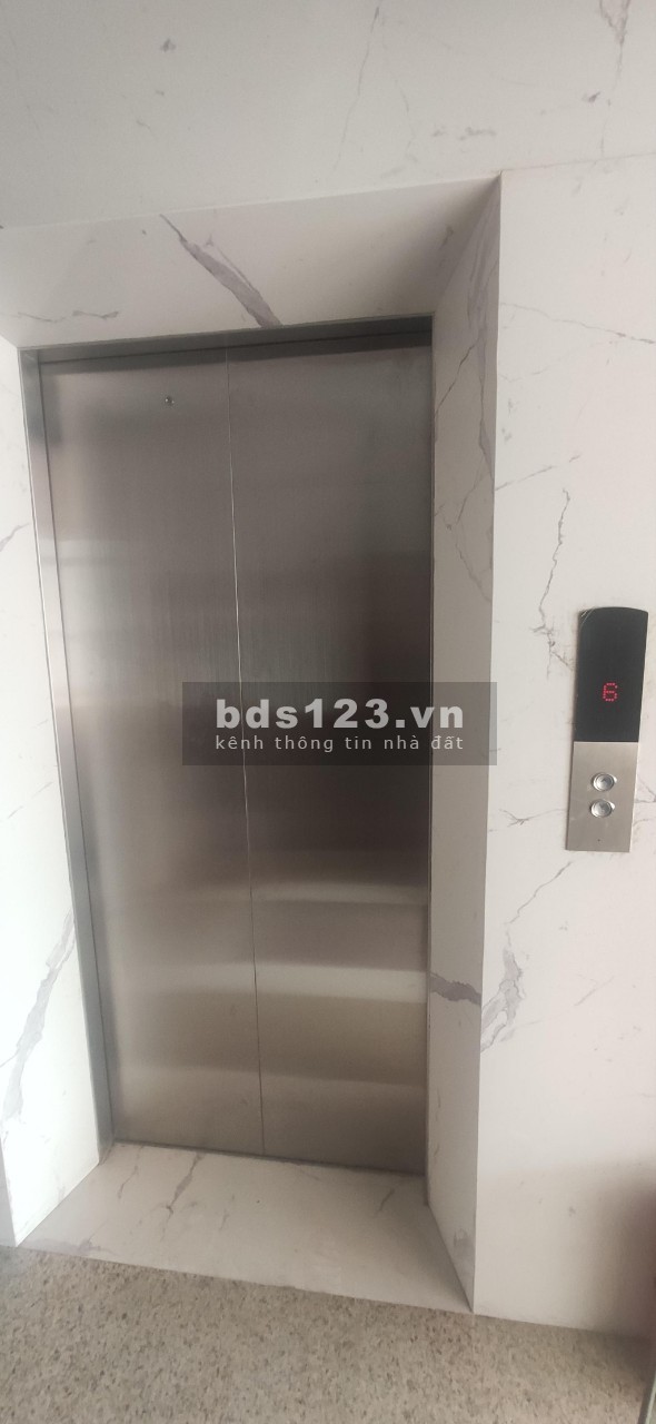 Cần bán nhà 6T thang máy mt 4,8m, mặt phố Hồng Tiến, KD, vỉa hè rộng, giá 13 tỷ, lh 0975299567