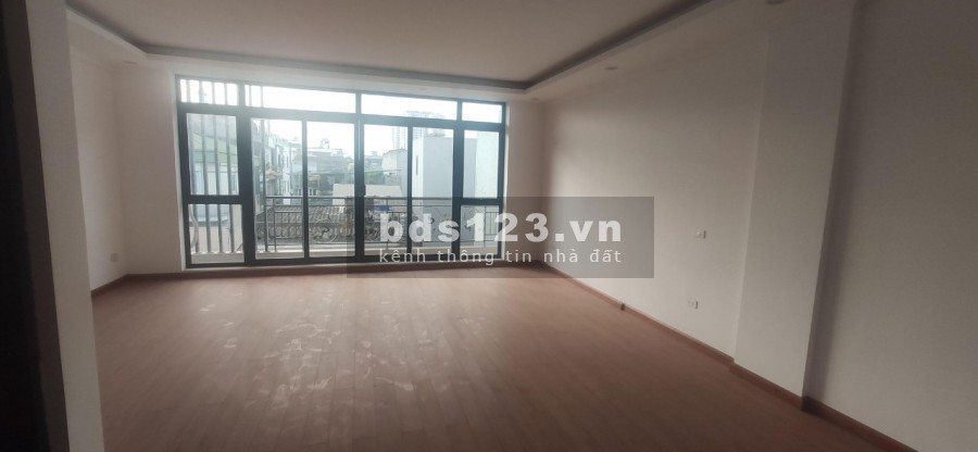 Cần bán nhà 6T thang máy mt 4,8m, mặt phố Hồng Tiến, KD, vỉa hè rộng, giá 13 tỷ, lh 0975299567