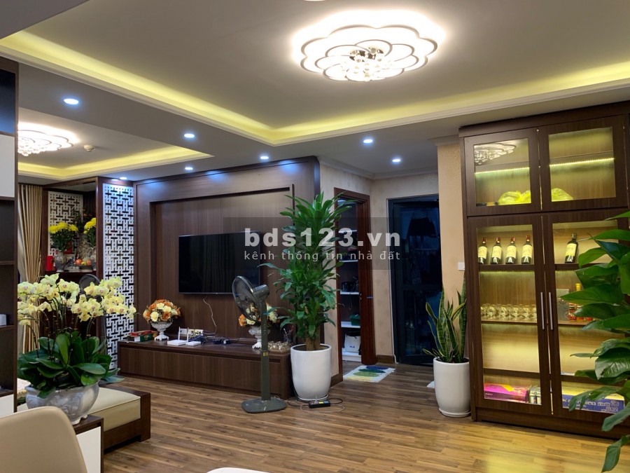 Chính chủ bán gấp căn Góc Full đồ 3PN diện tích sử dụng 105m2 tòa S1 Goldmark City