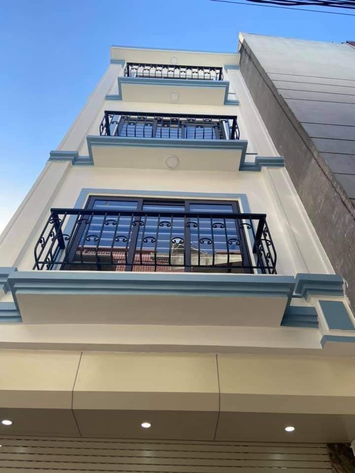 Bán nhà trung tâm ngã tư Sở cạnh Royal City, dt 62m2 giá yêu thương chỉ 3.95 tỷ