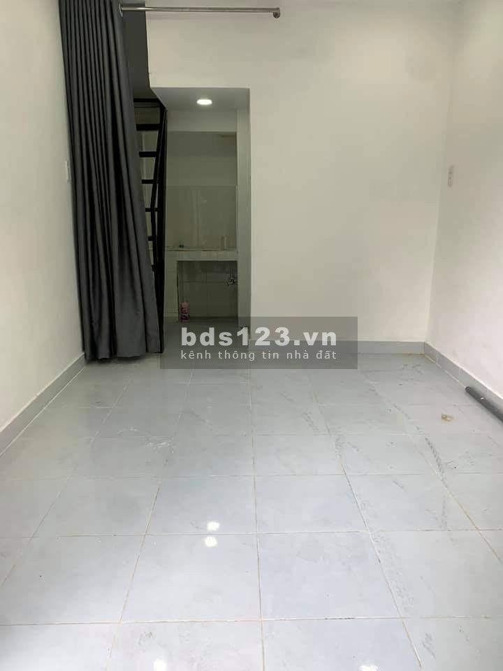 Nhà 3 tầng, mặt tiền Nguyễn Thái Bình, phường 12, Quận Tân Bình giá bán 3,9 tỷ, lhcc