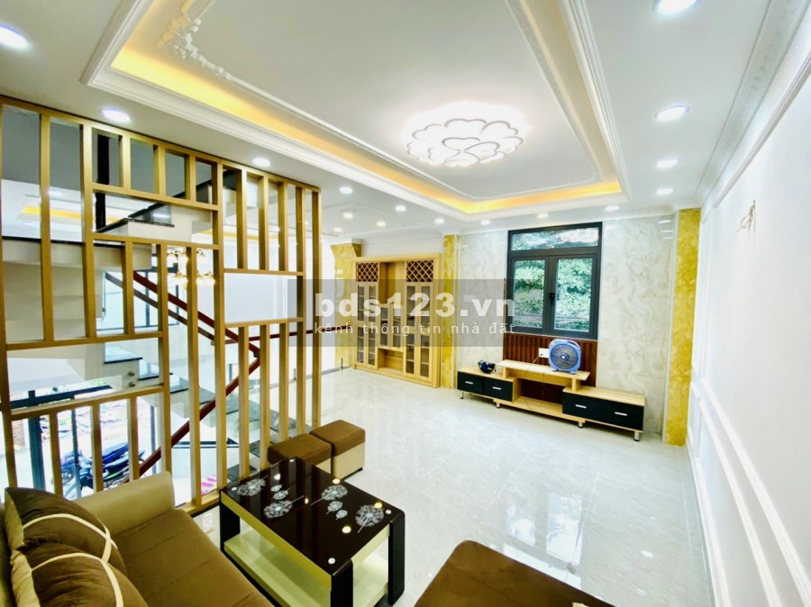 Bán căn góc 2 mặt tiền hẻm xe hơi đường Cây Keo, Tam Phú, Thủ Đức, dt 53m2, giá 6.1 tỷ