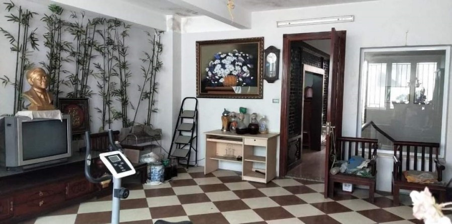 Bán toà nhà mặt tiền đúc kiên cố 6 tầng Quận Tây Hồ dt 670m2, mặt tiền 33m, giá 151 tỷ