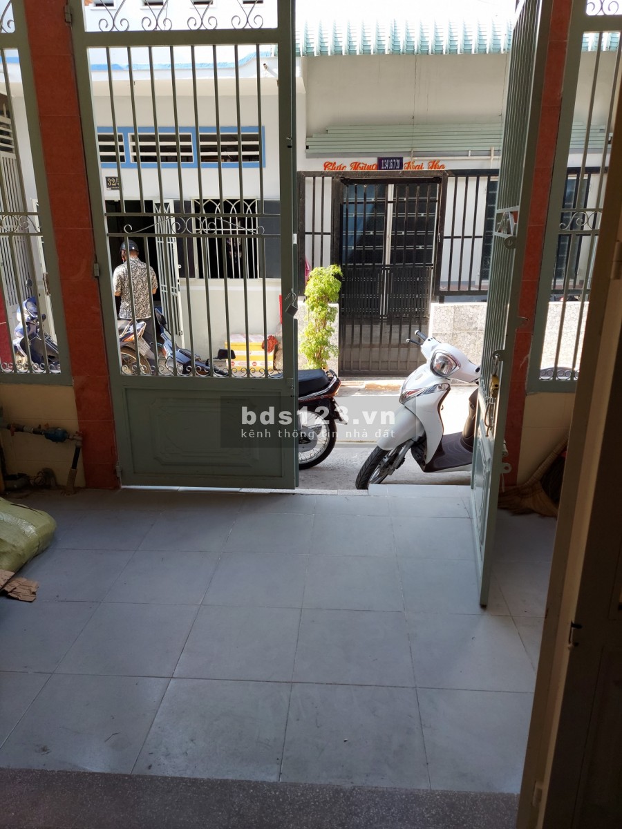 Nhà Nguyễn Văn Quá một đời chủ chưa qua đầu tư, Ngay giáo xứ Chợ Cầu