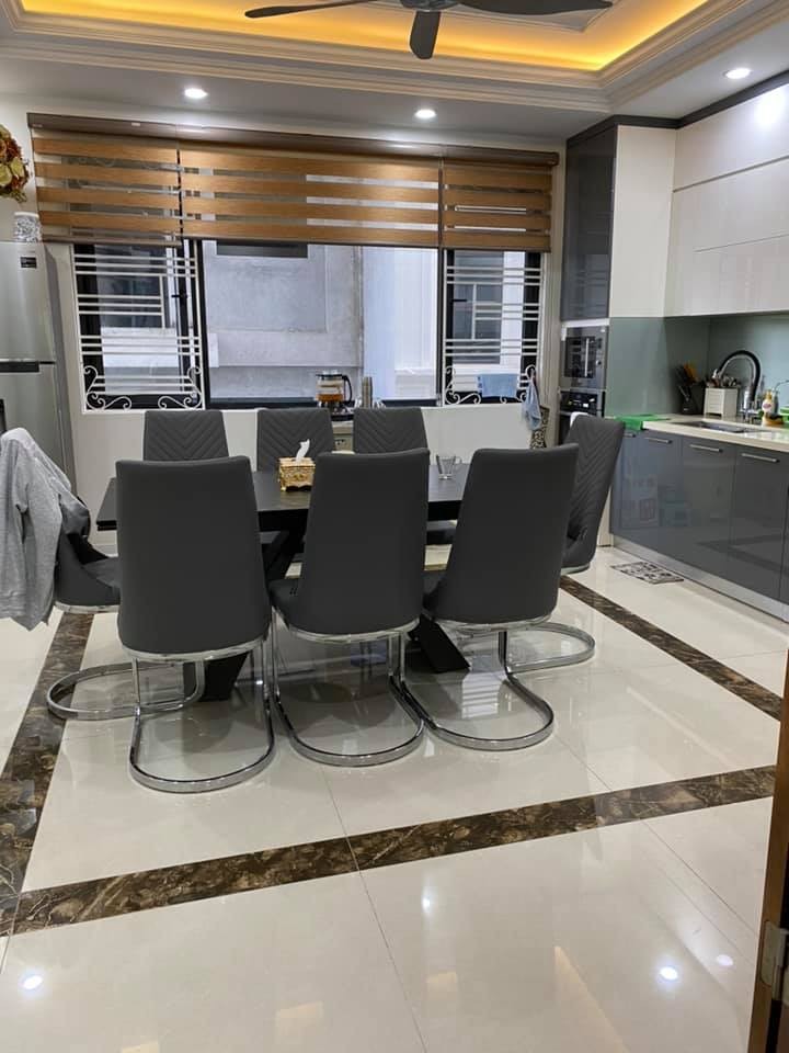 Chỉ từ 7 tỷ nhà Lô góc, Thanh Xuân, Oto 7 chỗ thang máy chờ, kinh doanh bất chấp 72.5m, mt rộng.