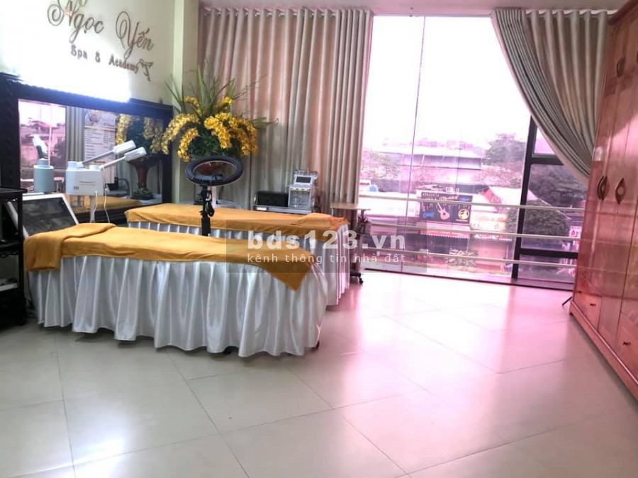 Bán nhà đẹp, mặt Phố Ngọc Hà, 50m2 x 6 tầng thang máy 450kg, thông sàn, vỉa hè, 4 làn xe