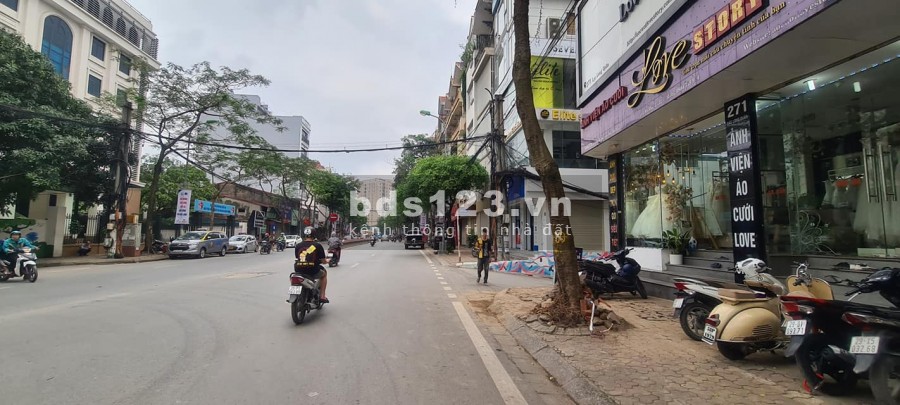 Nhà đẹp Lạc Long Quân, Quận Tây Hồ, dtsd 55m2, 6 tầng đúc, mt 5m, ô tô giảm sốc