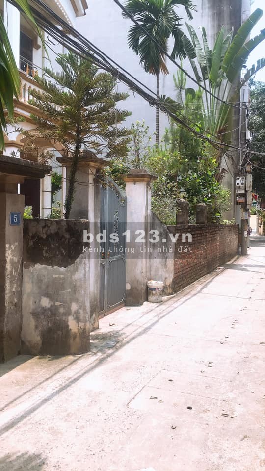 Cần bán 46m2 đất gí 2x tỷ Nam Dư Quận Hoàng Mai, ô tô tránh, ngõ thông sổ đẹp, lhcc