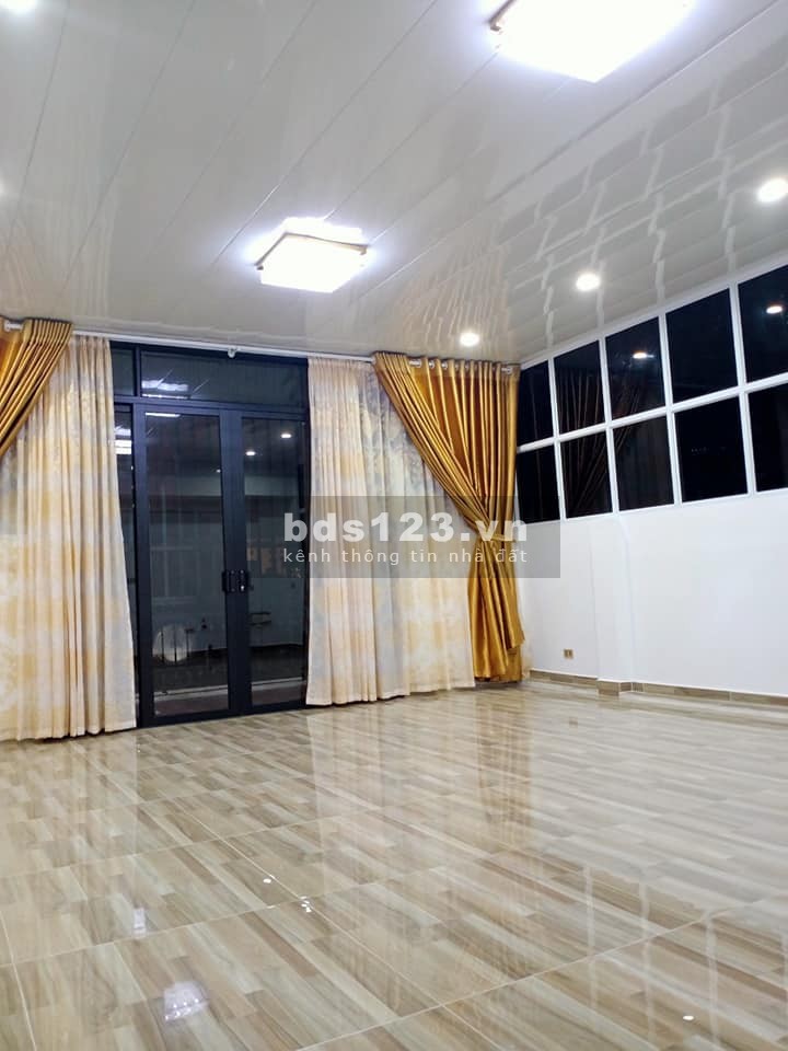 Bán nhà mặt phố Trường Chinh diện tích 160m2 4 tâng mt 5m giá bán chỉ 50 tỷ Đống Đa