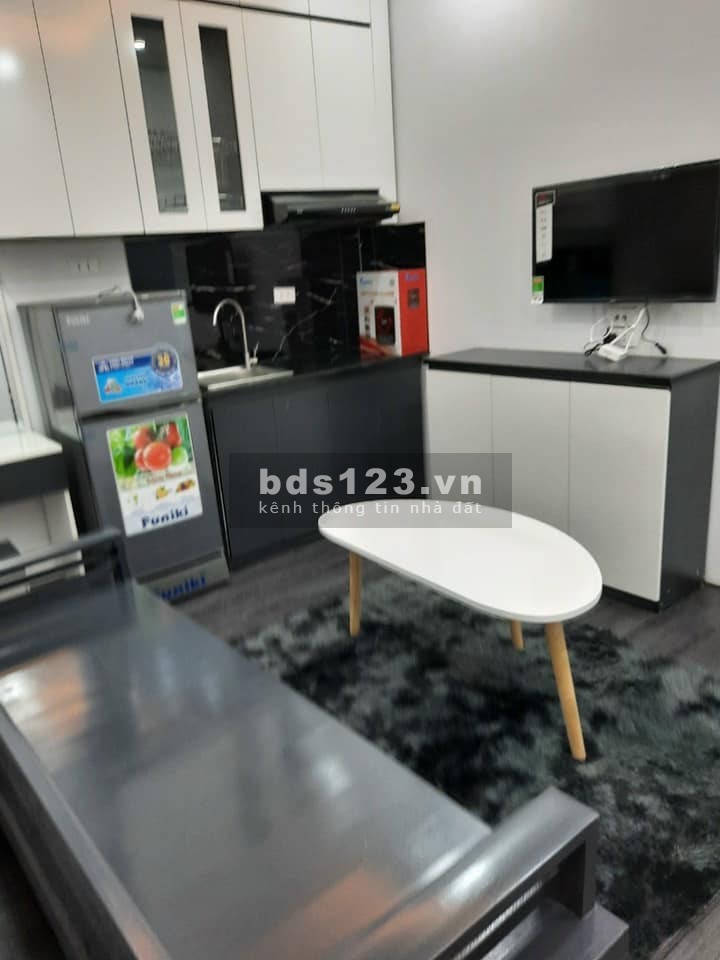 Tôi cần bán ccmn Mỹ Đình, doanh thu 90 triệu/tháng, ô tô đỗ tránh, thang máy nhập, lh 0973086353