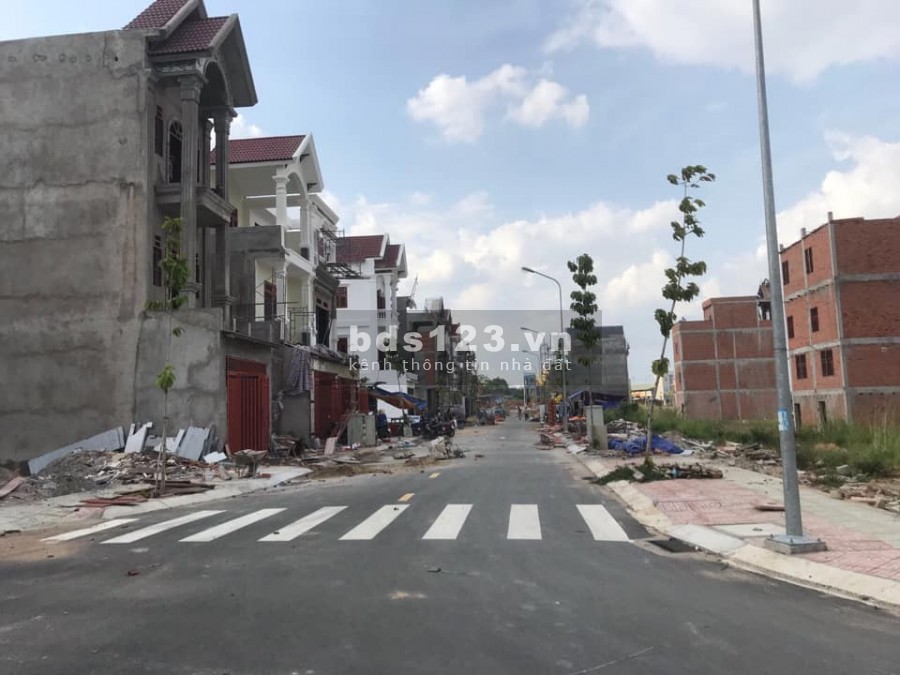 Bán Đất Thổ Cư Sổ Hồng Sẵn Bàu Bàng Bình Dương diện tích sử dụng 100m2, xây dựng tự do
