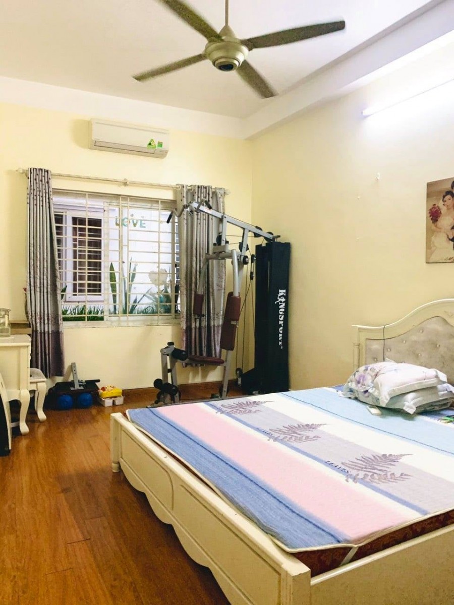 Nhà Mộ Lao nguyên căn 2 mặt ngõ thông ô tô tránh vào nhà, giá bán nhanh 3.6 tỷ, lhcc