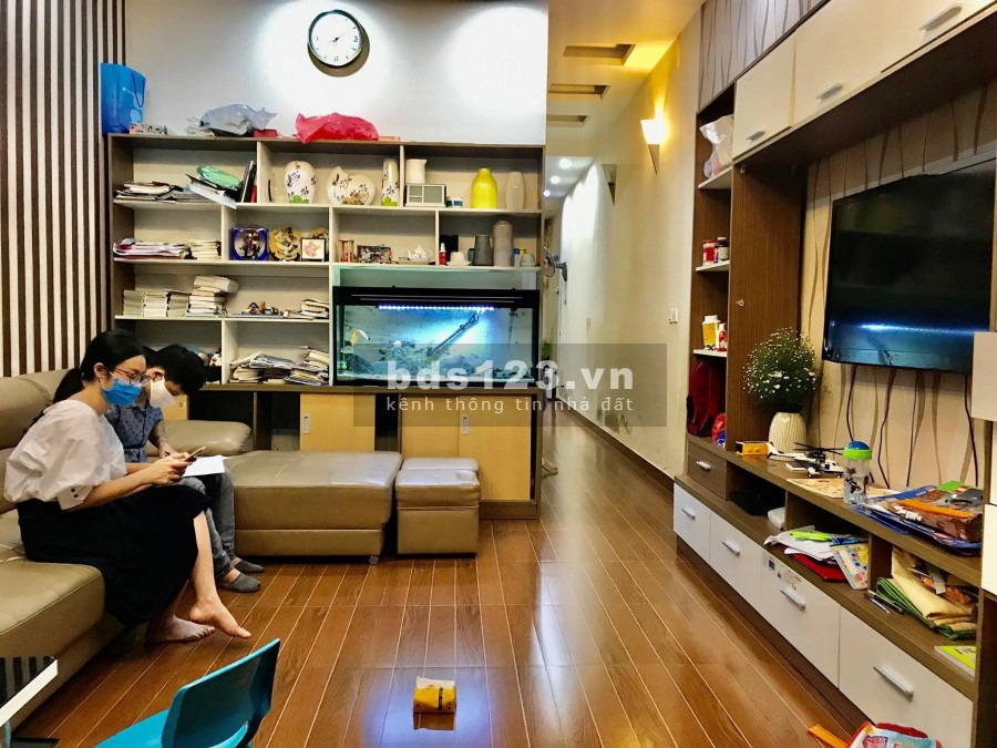 Đường Văn Bé diện tích rộng, nhà bao đẹp, ngõ rông, gần phố, đúc kiên cố 3 tầng, sổ sẵn