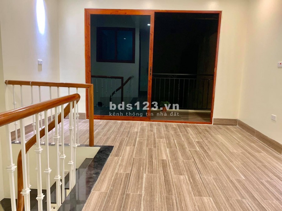 Bán nhà mới đẹp nguyên căn Phùng Khoang, an sinh đỉnh nội thất đẹp, dt 37m2, 5 tầng, giá 3.4 tỷ