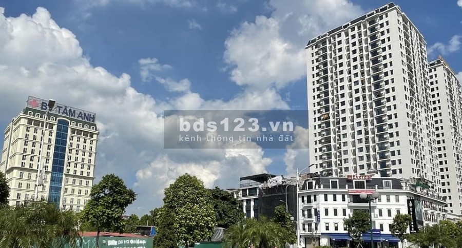 Bán nhà phố Hồng Tiến Long Biên, thang máy, kinh doanh rộng, dt 40m2, 6 tầng, mt 5m