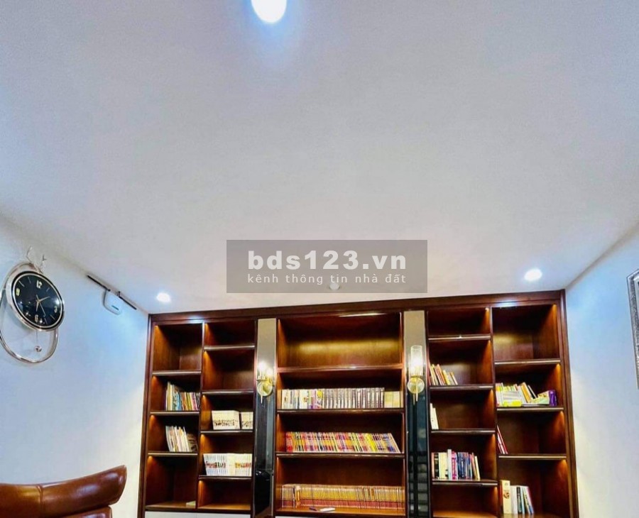 Bán nhà riêng Đại Mỗ, Nam Từ Liêm, diện tích 55m2, ô tô đỗ, 3 mặt thoáng, giá nhỉnh 5 tỷ